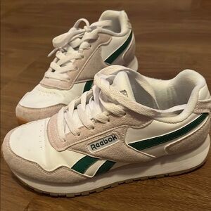 Size 3 Reebok Kids White and Green Sneakers